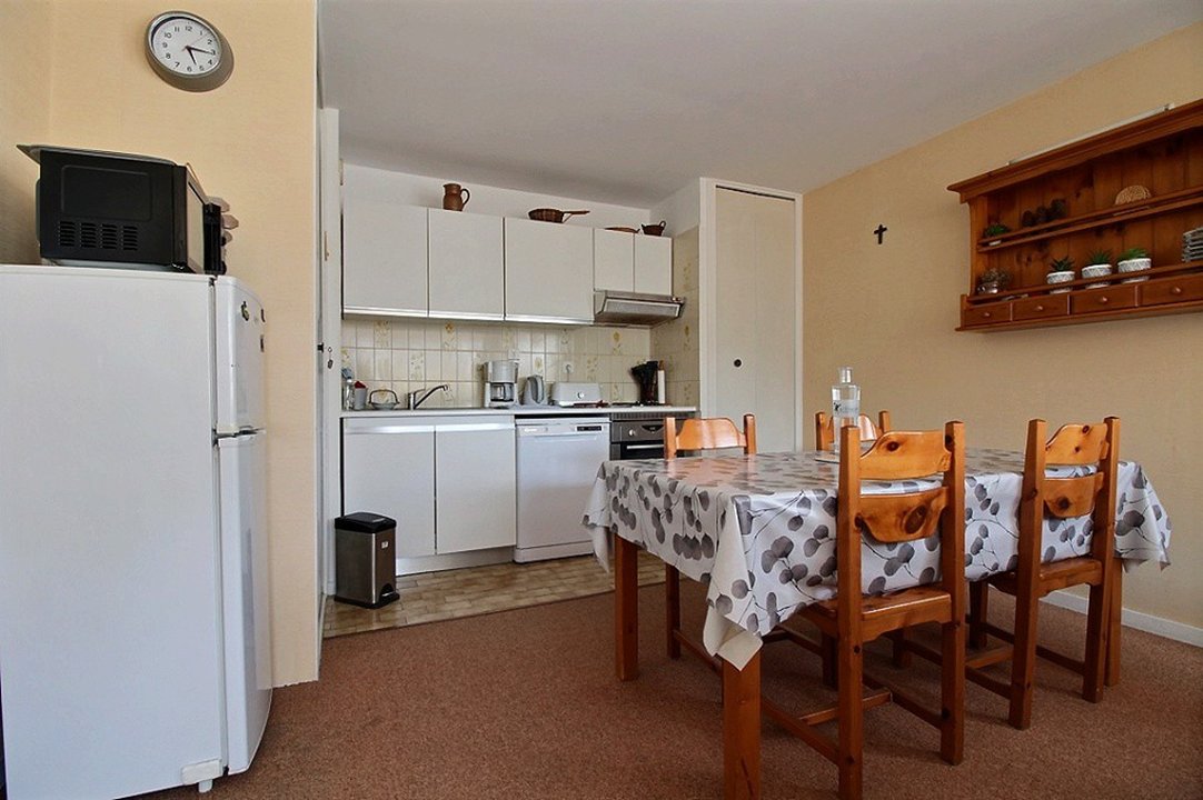 /picture/helios/116252002/MER E220/4_2026-02-06CET07h00-03.jpg